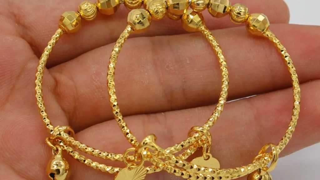 پلاک طلایی چشم نظر برای نوزاد پسر