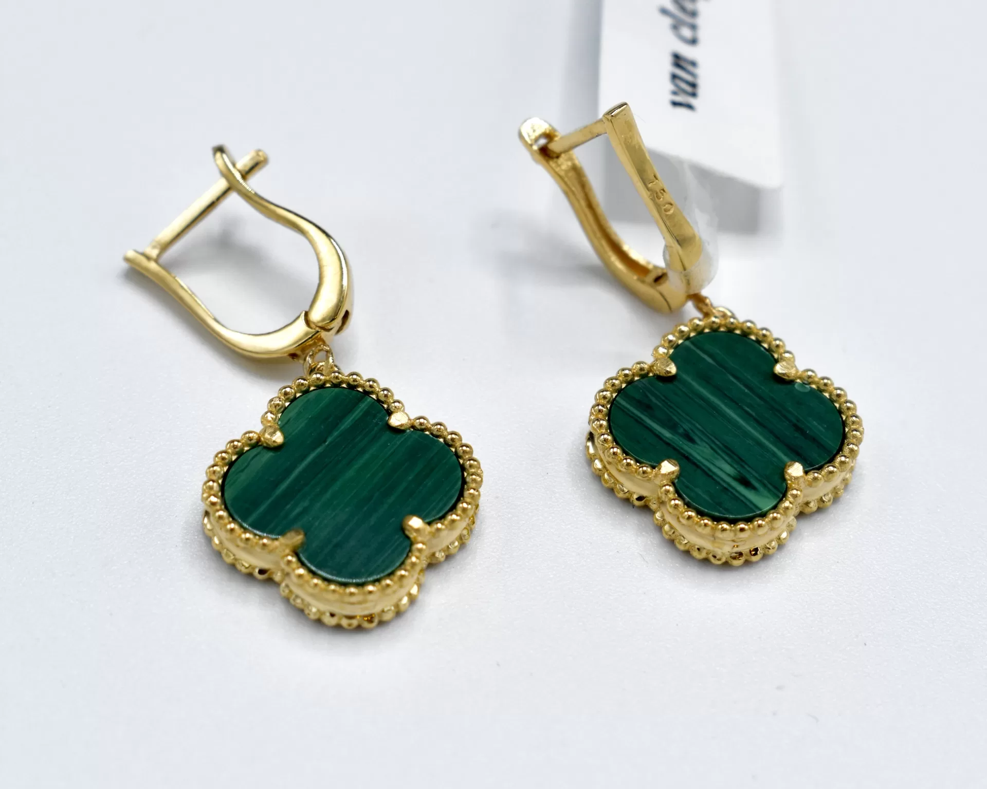 ونکلیف سبز نماد چیست؟